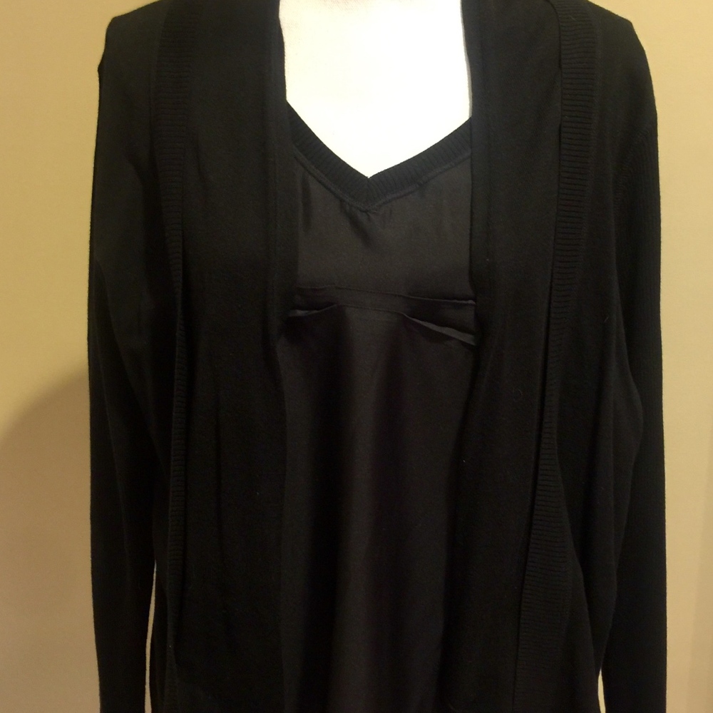Vera Wang Simply Vera Black Camisole Cardigan Set